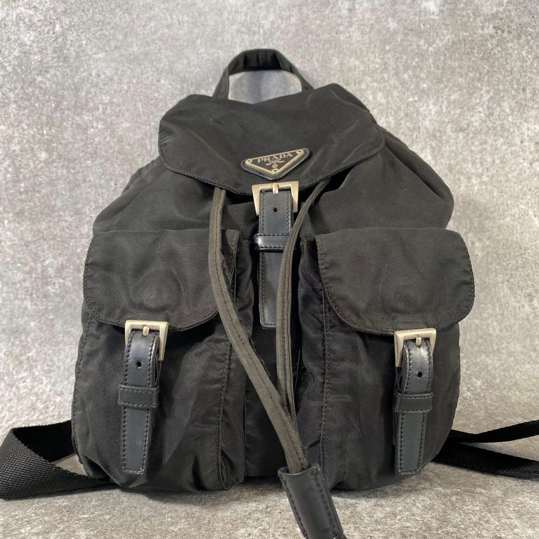 PRADA プラダ　リュック　三角プレート　ナイロン　ブラック　黒 PRADA（プラダ） （中古）プラダ 三角ロゴプレート リュック