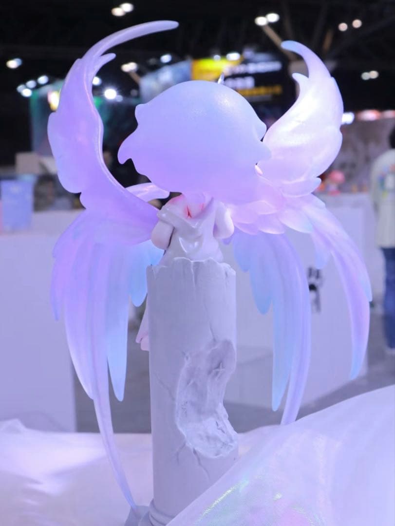AZURA The Wing Figurine 海外限定 - メルカリ