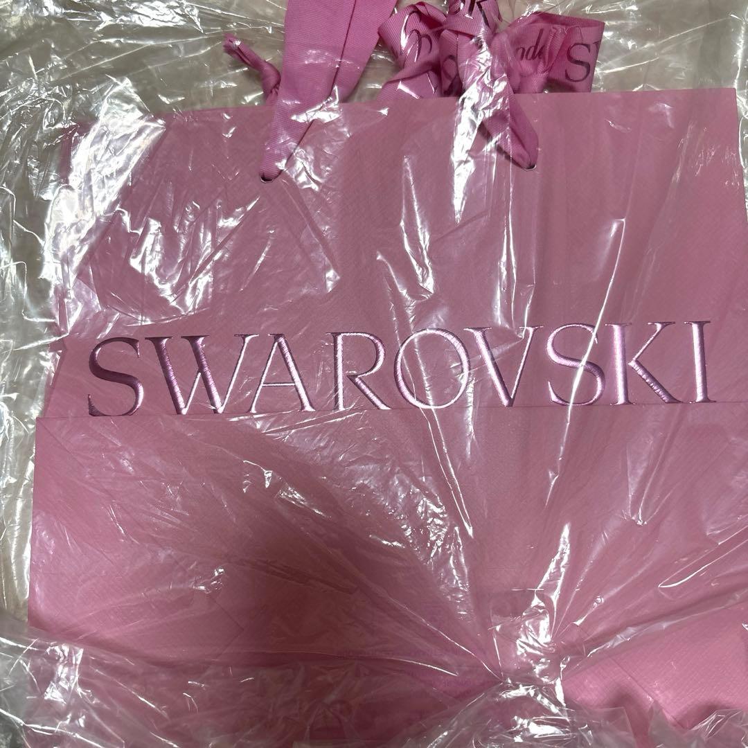 SWAROVSKI Ariana Grande 銀座店限定ショッパーチャーム付き - メルカリ