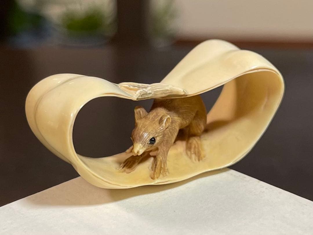 『ネズミ』 根付 　　（提げ物 /緒締め /帯留め /Netsuke）