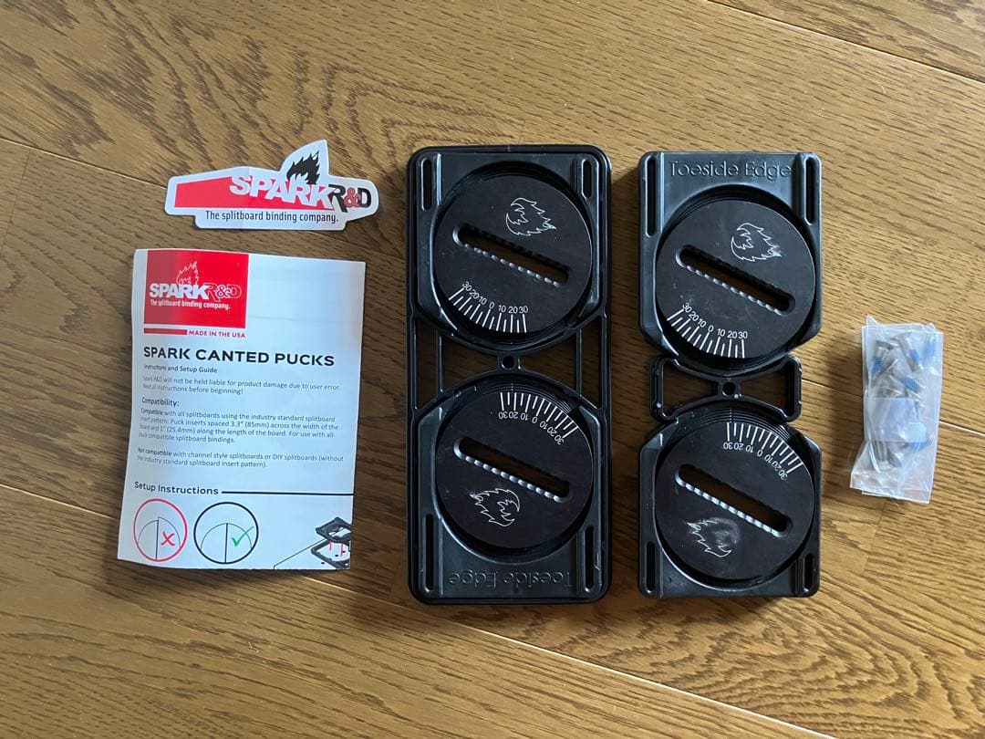 SPARK R&D Spark Canted Pucks 黒　新品