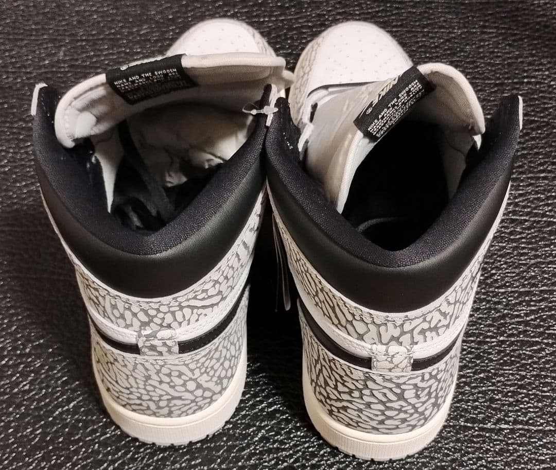 【新品未使用】エア ジョーダン 1 レトロ OG ホワイトセメント 30.0cm