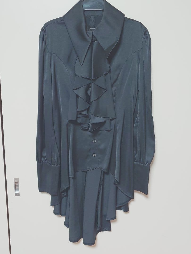 ATELIER BOZ 黒 アンドリューオーバーブラウス ATELIER BOZ 黒 アンドリューオーバーブラウス ATELIER BOZ 黒