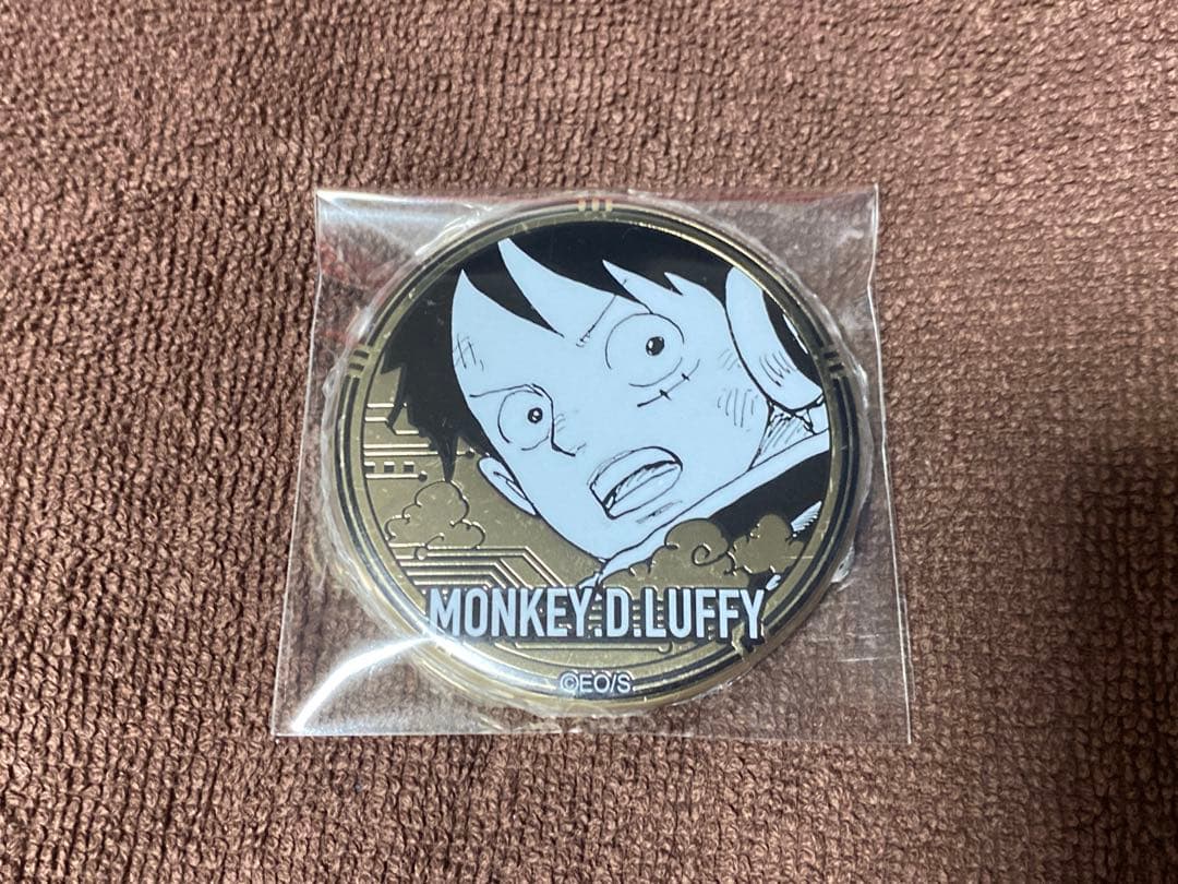 ONEPIECE ワンピース 黄金バッチ サンジ - メルカリ