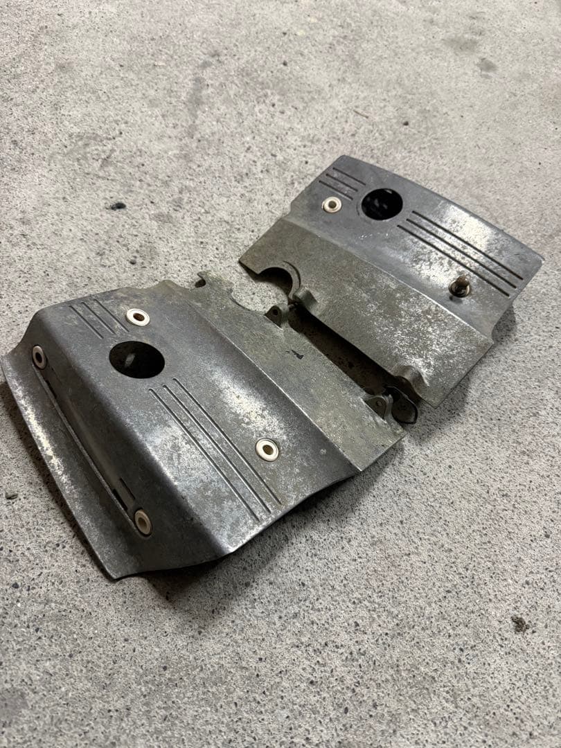 gt380 ヘッドカバー