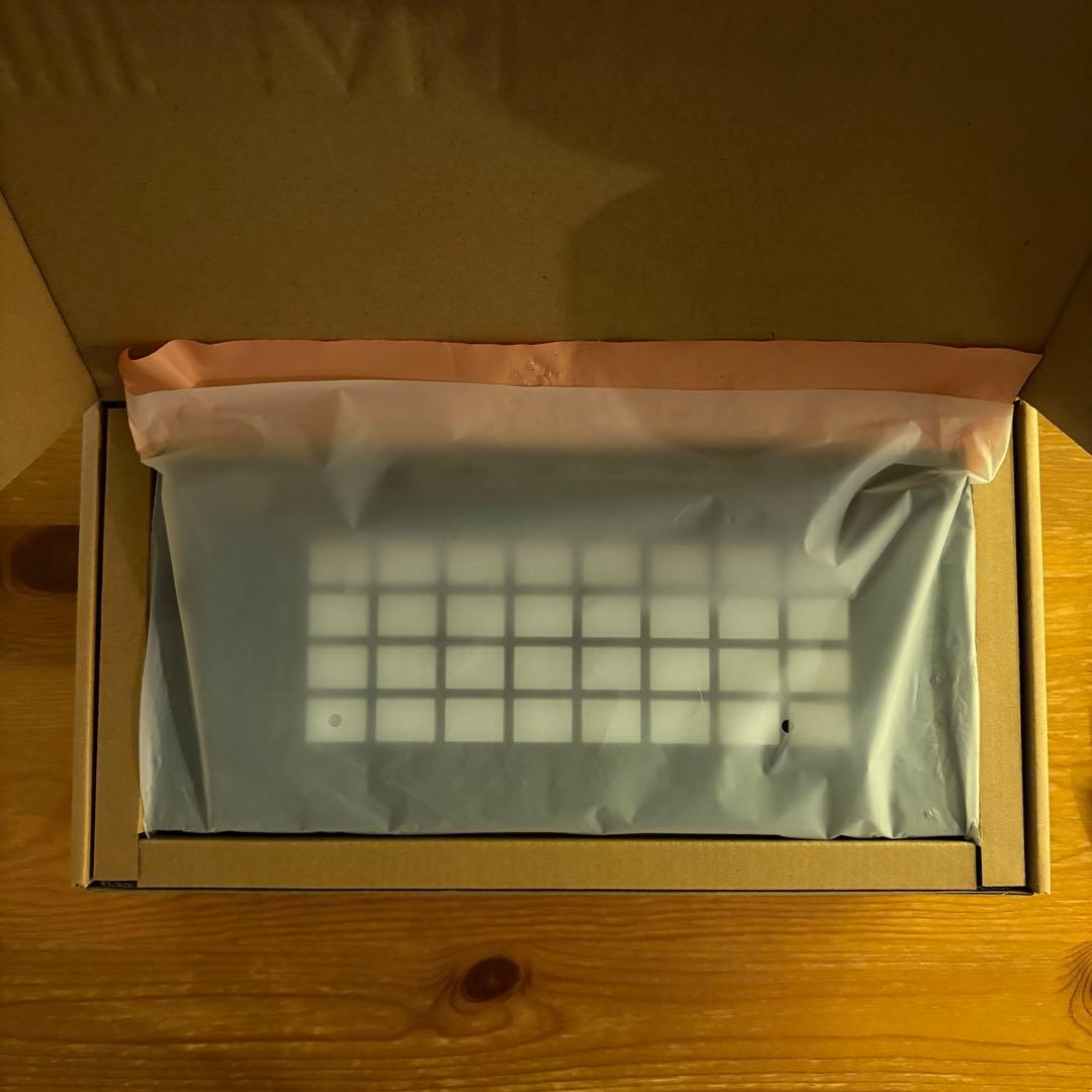 Ableton Move　エイブルトンムーブ　送料込み インスピレーションをすぐ音楽に！ Abletonの最新音楽ガジェット｢Move