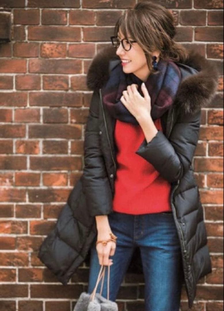 ジャスグリッティー　フード付きダウンコート