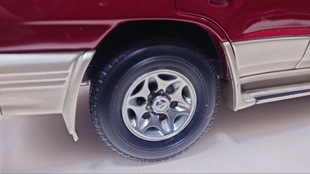 オートアート 1/18 パジェロ 赤 サンルーフ付き - メルカリ