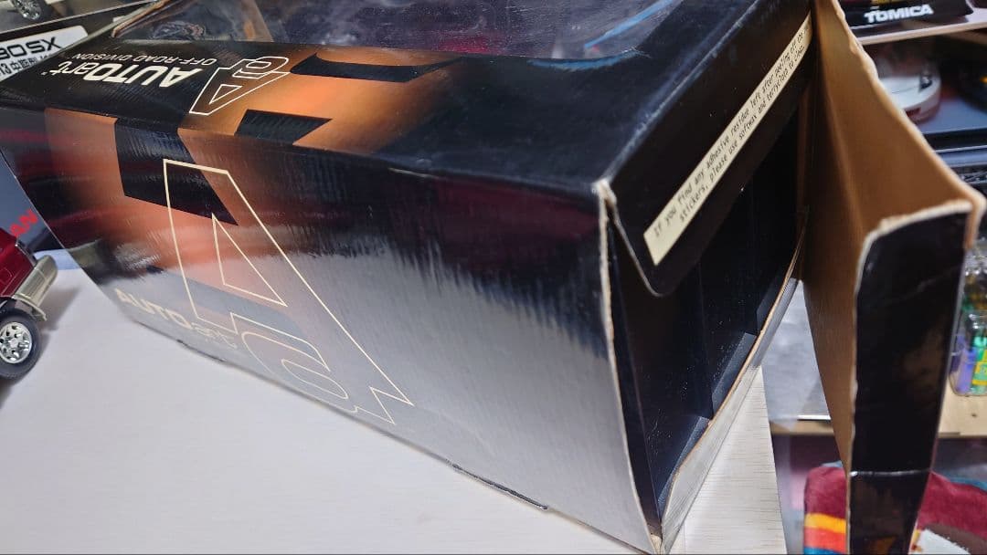 オートアート 1/18 パジェロ 赤 サンルーフ付き - メルカリ