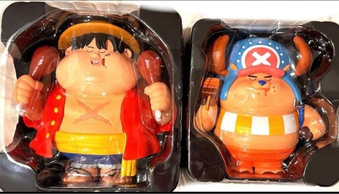 【美品】【レア】ワンピース　バスターコール　フィギュア　ルフィ　チョッパー