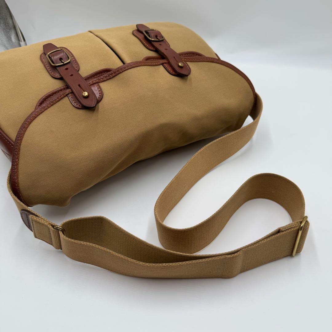 極美品✨ ブレディー ARIEL TROUT メッセンジャーバッグ A4 茶色