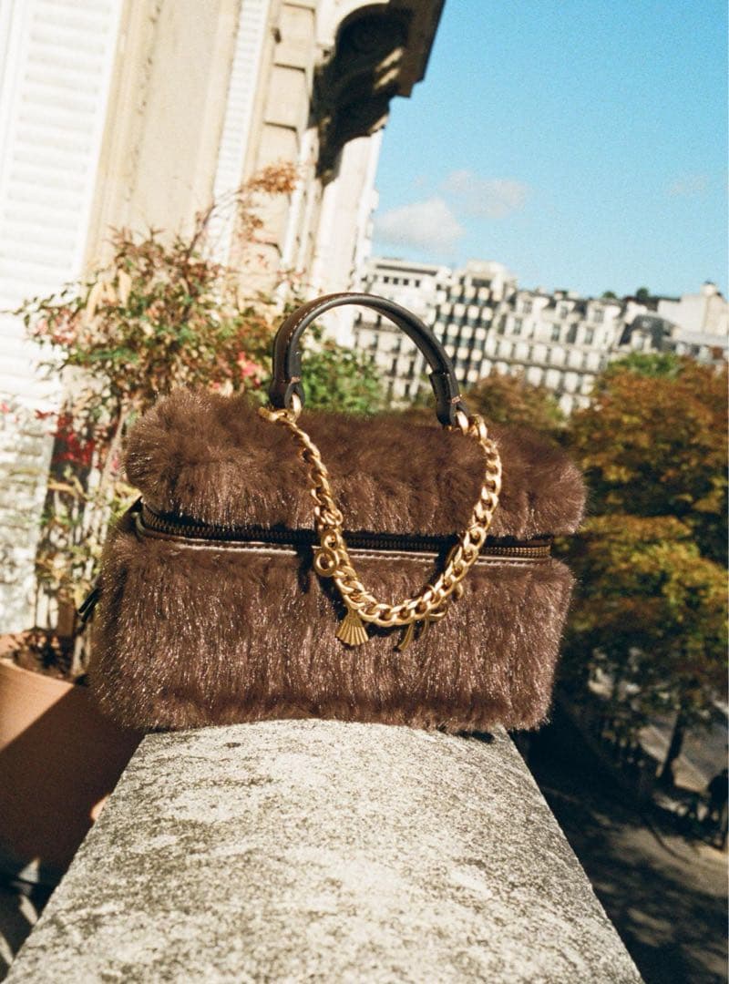 新品】【ZARA】人気ファーハードハンドバッグ - メルカリ