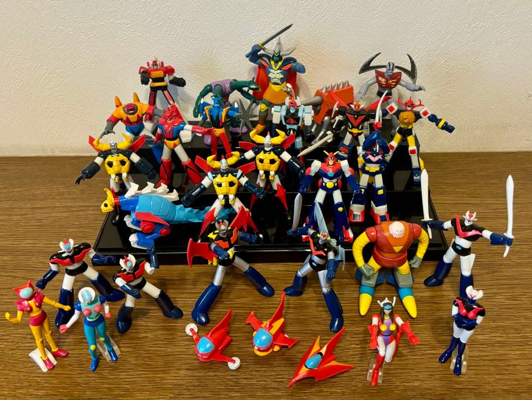 HG スーパーロボット大全集 30種 - メルカリ