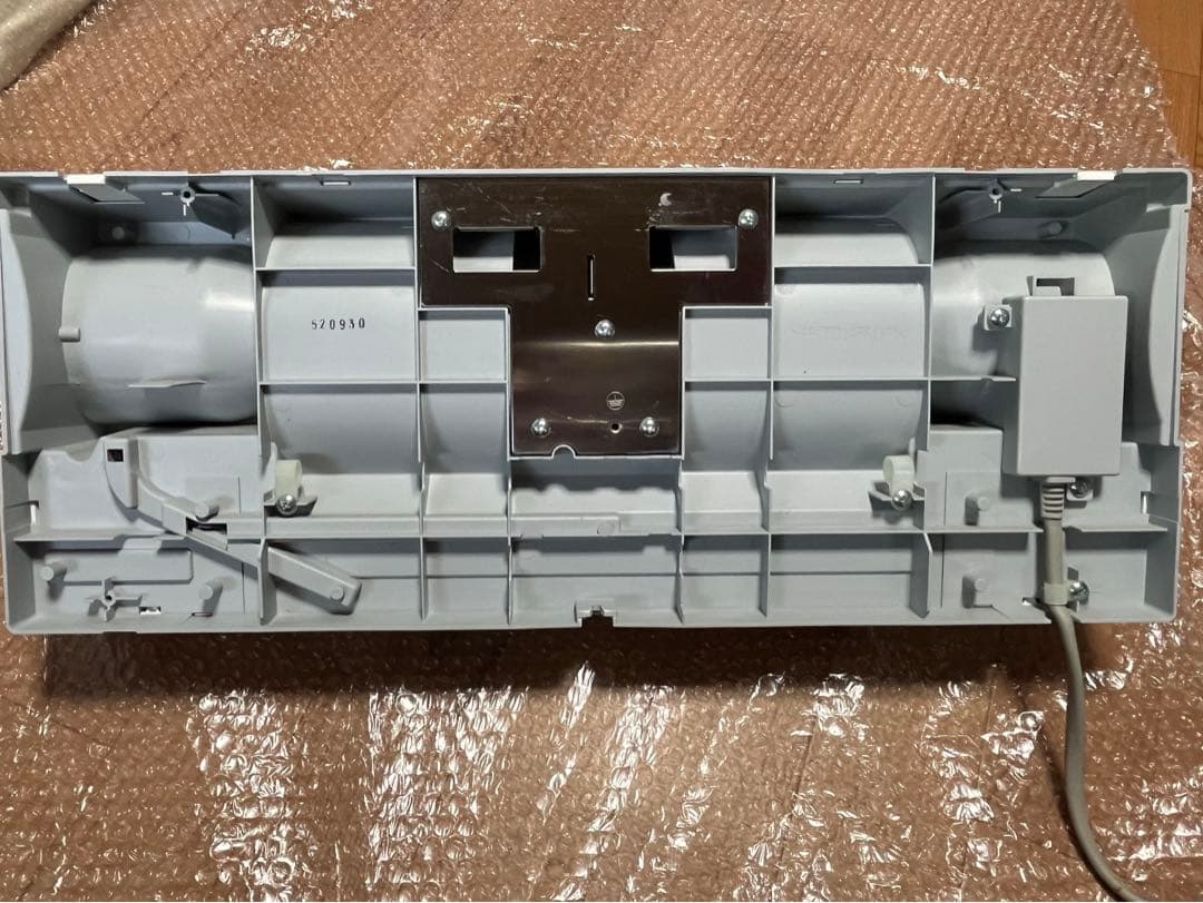 美品】 アラジン 2022年製 脱衣所暖房機 涼風機 ADH-G1201 - メルカリ