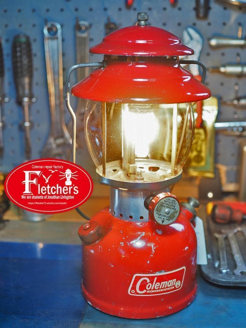 燃焼絶好調1968年2月製 コールマン 200A ランタン (パテペン)t14