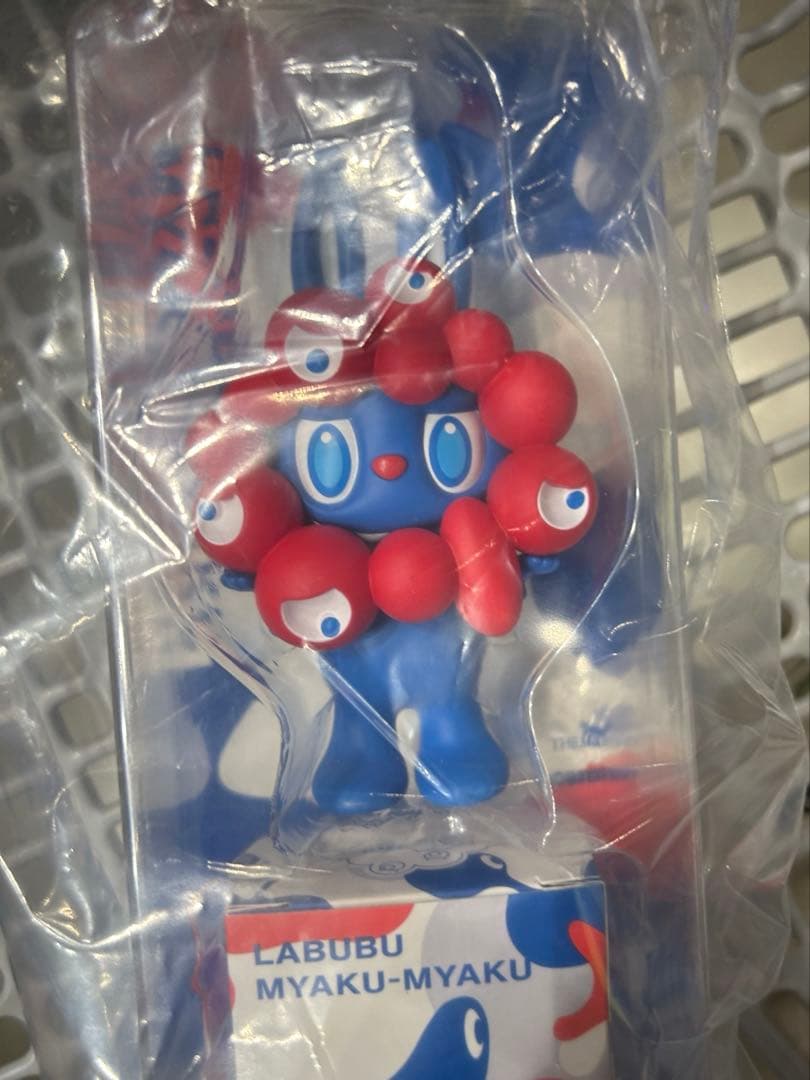新品未開封　LABUBU MYAKU-MYAKU ラブブ　ミャクミャク　万博