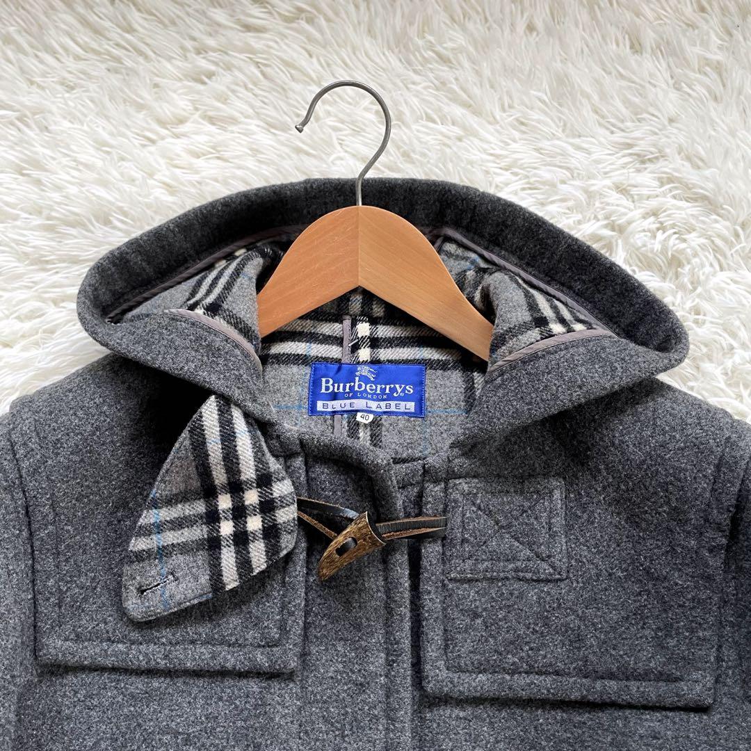 バーバリーブルーレーベルグレーフーデッドダブルコート裏ノバチェック