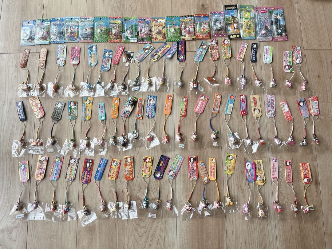 【合馬公式アカウント1さん専用】まとめ売り79個　ストラップ　チャーム REAL STYLE パラコード ストラップ キーホルダー アクセサリー バッグ