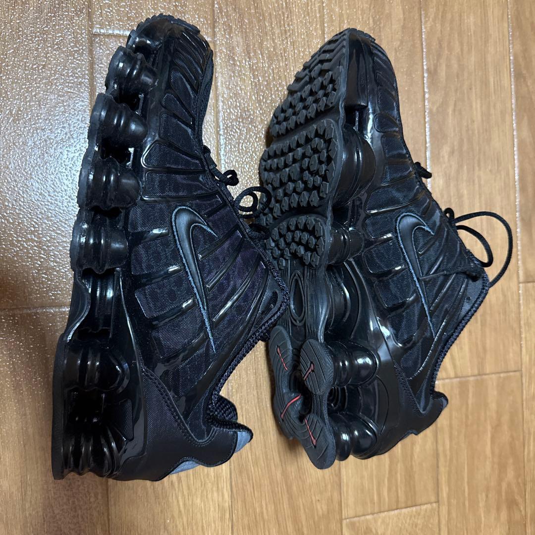 NIKE SHOX ブラック シューズ