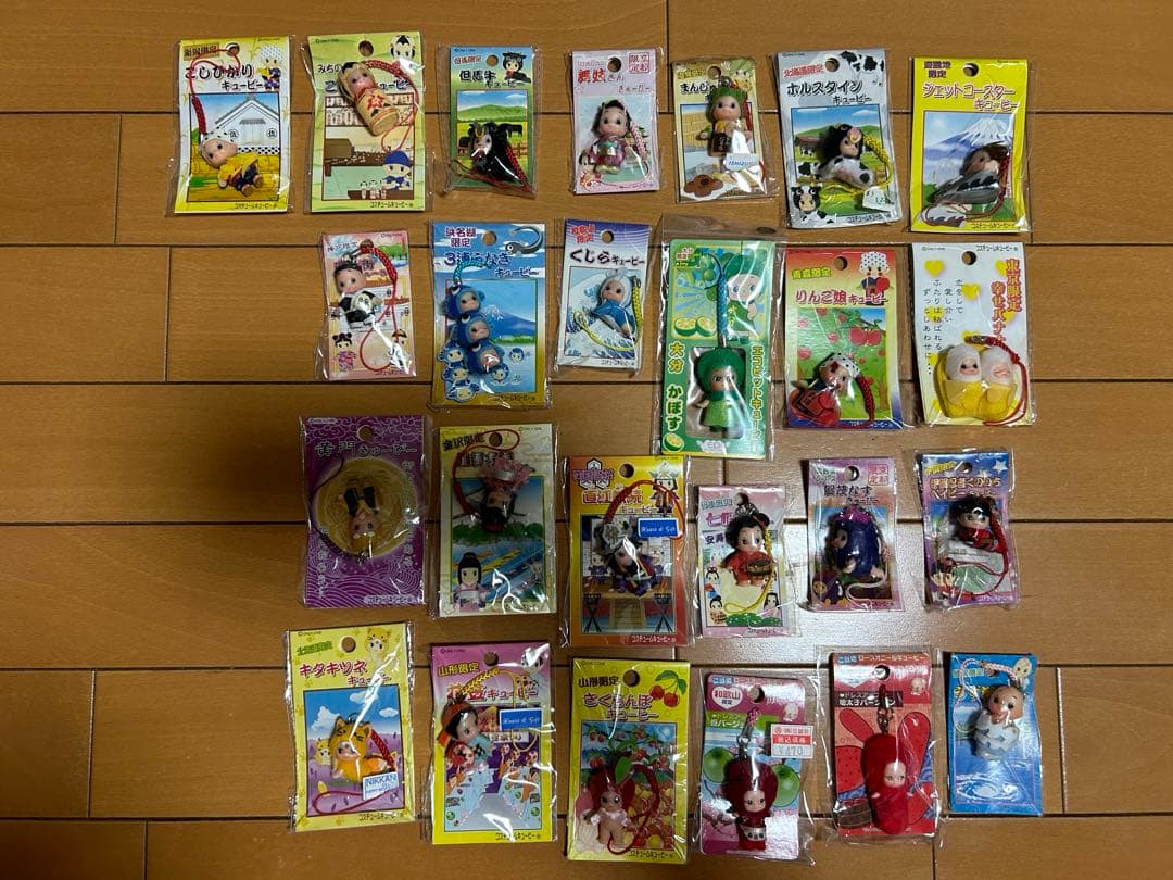 ご当地キューピーストラップ53個まとめ売り