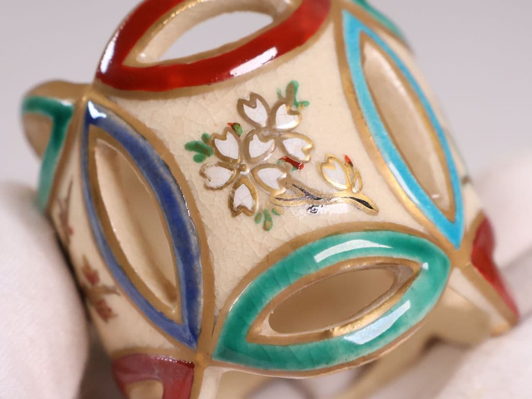 茶道具 清閑寺窯 杉田祥平 色絵四季七宝 蓋置 共箱 陶芸【CM334