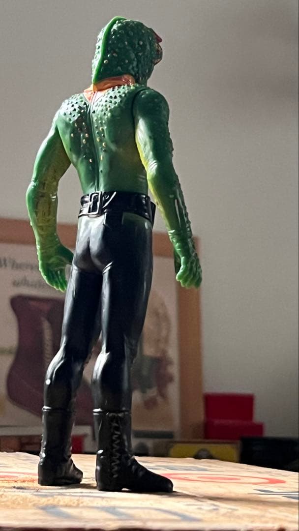 ショッカー改造人間 死神カメレオン ソフビ 仮面ライダー - メルカリ