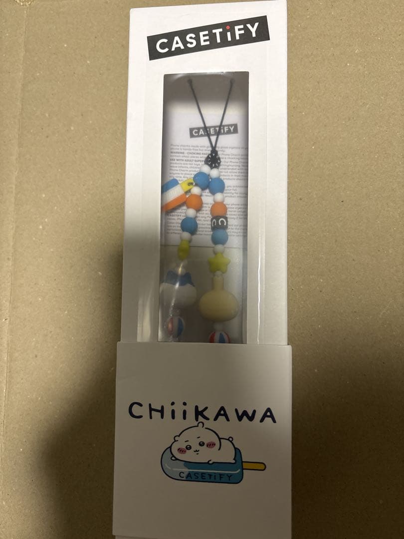 ちいかわ　サマーパーティー スマホストラップ