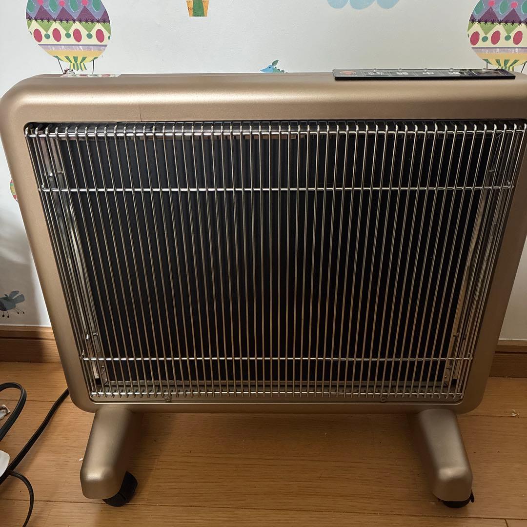 【動作品】サンルミエ　800SD　遠赤外線パネルヒーター　ブラックパネル