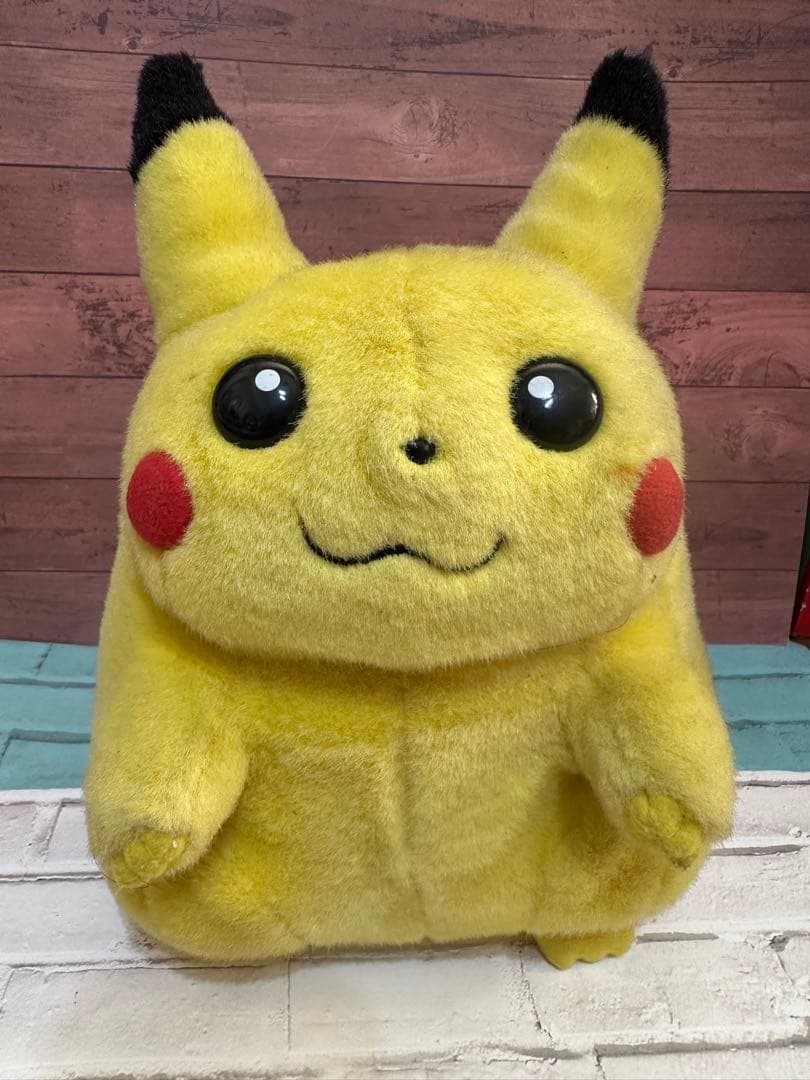 ピカチュウ　初期　レトロぬいぐるみ　tomy