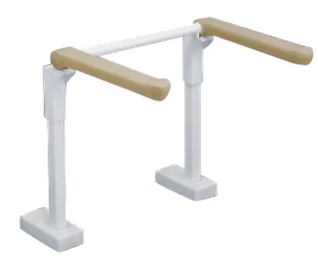 新品未使用　EWC772R TOTOトイレ用手すり(はね上げタイプ)