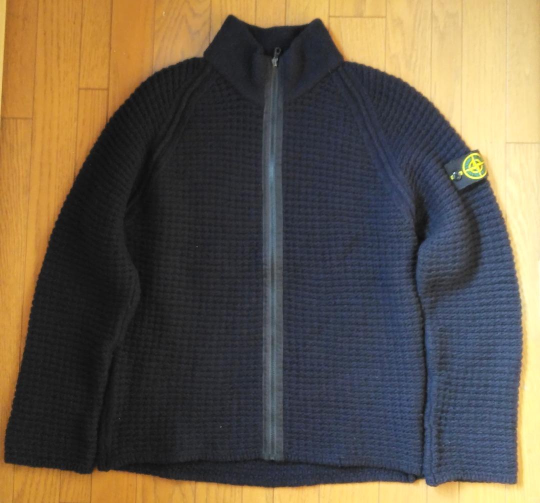 ストーンアイランド Stone  スタンドネック ニット STONE ISLAND (ストーンアイランド) ウール ロゴパッチ クルーネック
