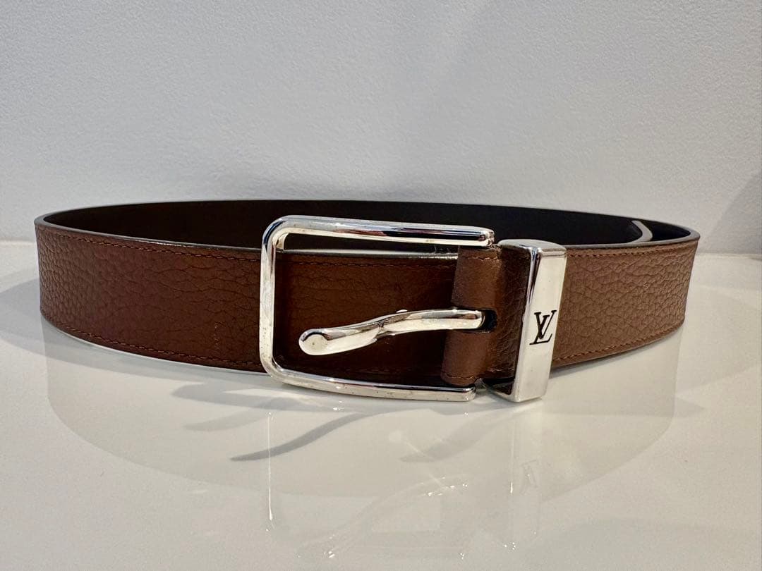 値引き中　ルイ・ヴィトン　ベルト　サンチュール ポンヌフM9383