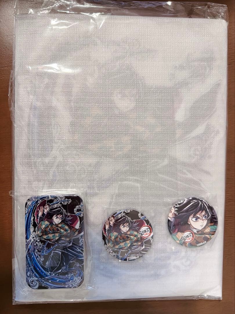 う*こ様 鬼滅の刃　冨岡義勇　c104　ビッグアクリルスタンド　　缶バッジ エン ワールドツアー2024「己の怪我の程度もわからない奴は戦いに関わるな