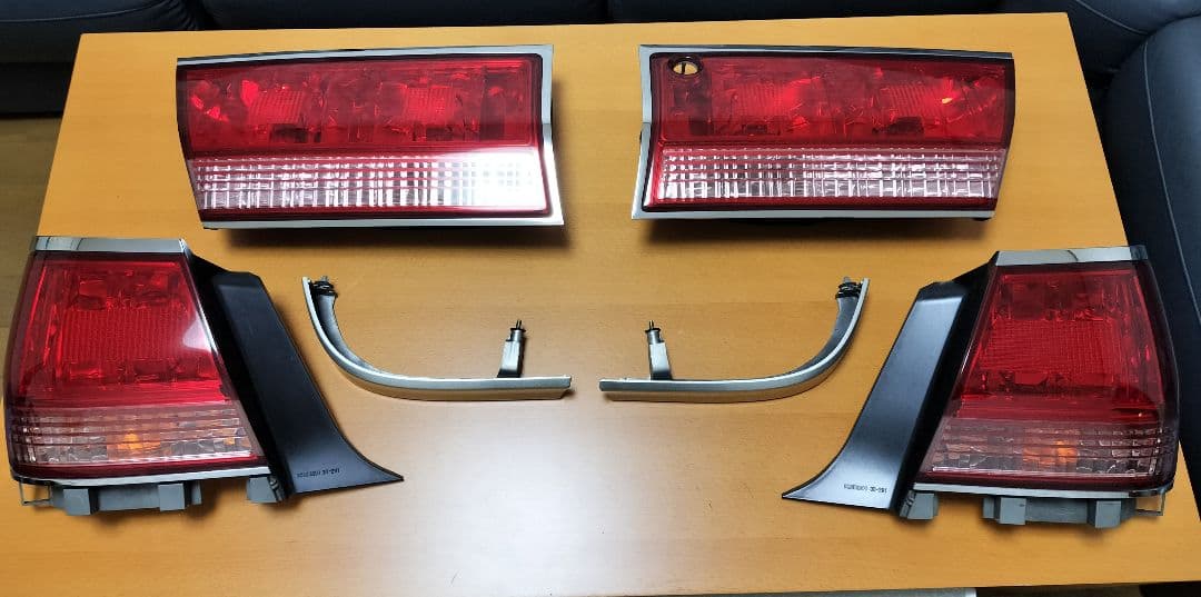 さらに値下げしました！17 クラウン 後期 テールランプ セット