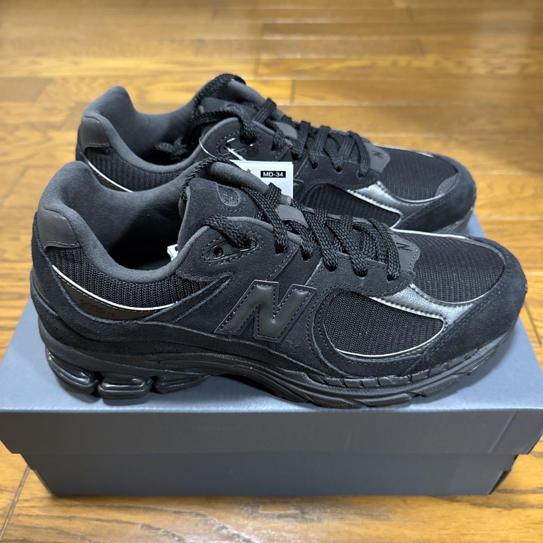 NEW BALANCE ニューバランス U2002RBL トリプルブラック - メルカリ