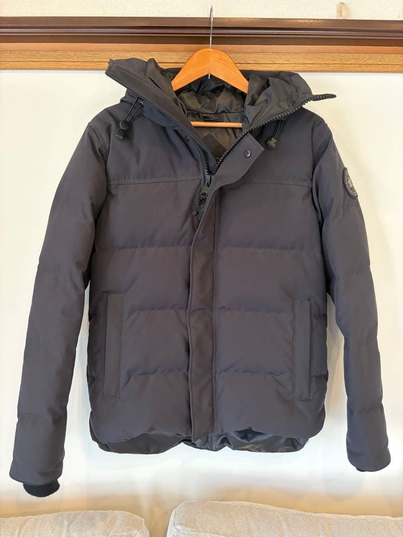 カナダグース マクミラン パーカ ブラックレーベル Mサイズ カナダ