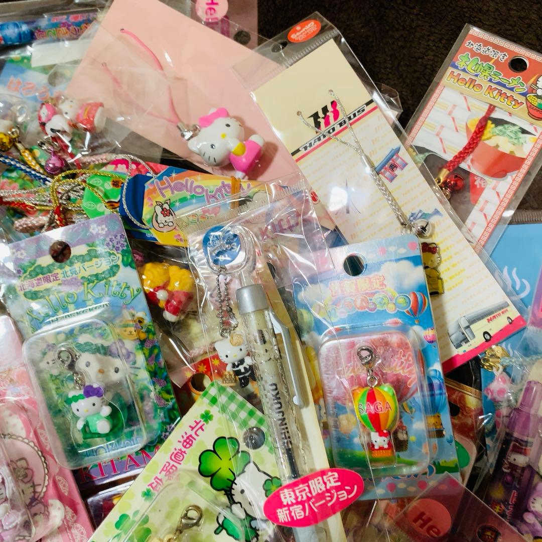 ご当地キティ 60個 根付 ロリータ/新宿キティ 栃木いちごペン等 レア