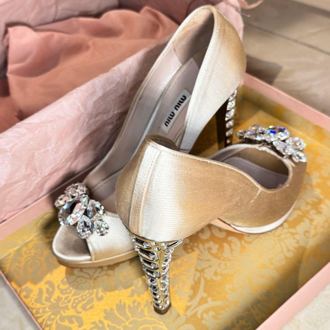 miumiu シルクサテン 37 23.5〜24ビジューオープントゥハイヒール