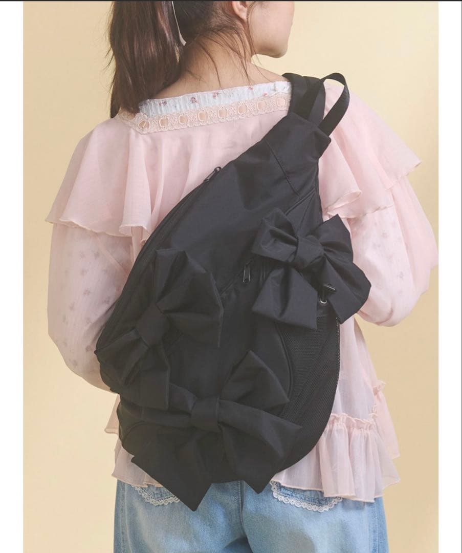 【新品未使用品】merry jenny リボンワンショルダーバッグ　ブラック