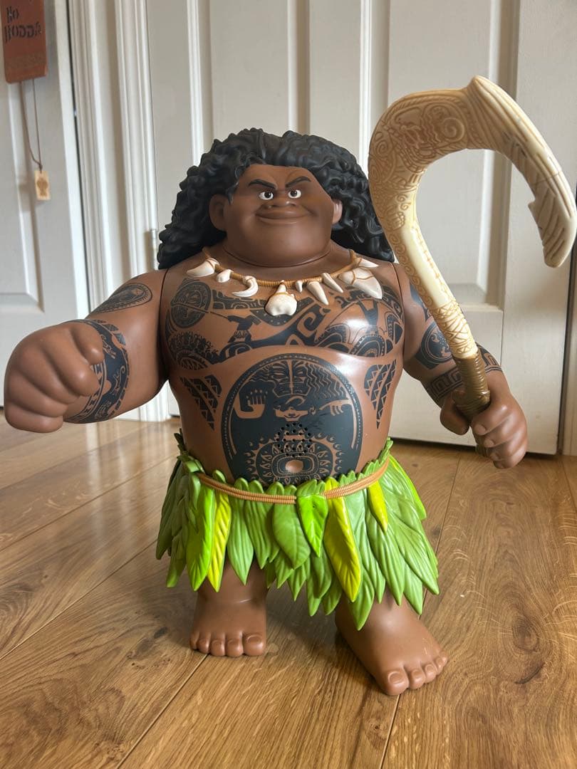 値下しました。レア　巨大　マウイ フィギュア 約40cm モアナ