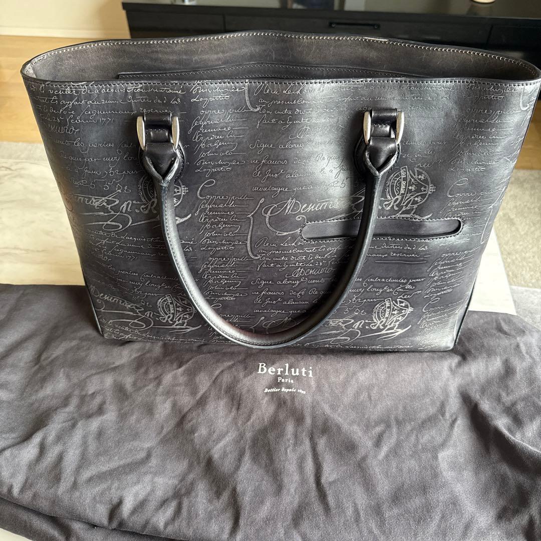 たかひろっちBerluti ブラックレザー トートバッグ