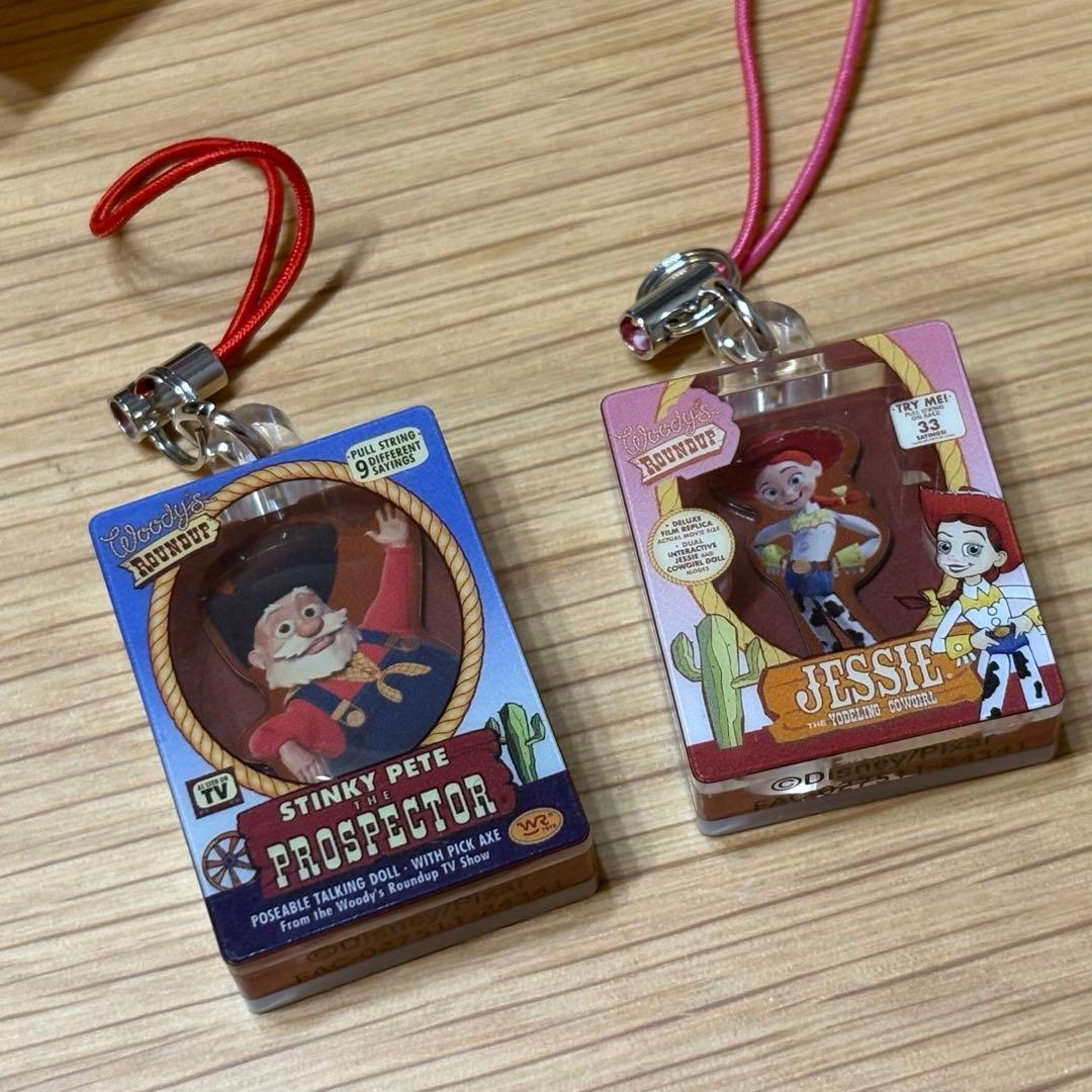 トイ・ストーリー シークレットストラップ2個セット ディズニーストア