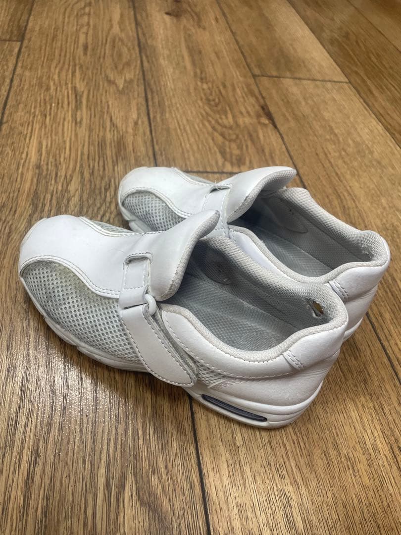 ナースシューズ23.0