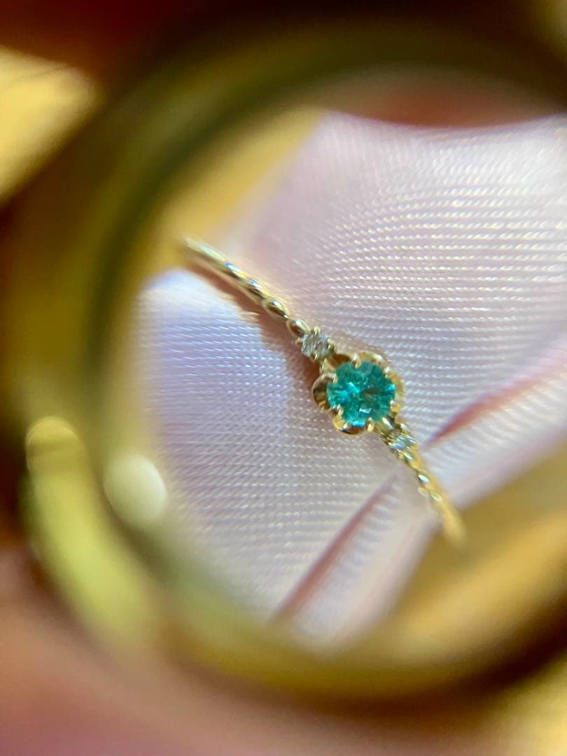 K10＊テイクアップ＊かわいいエメラルド&ダイヤリングです - メルカリ