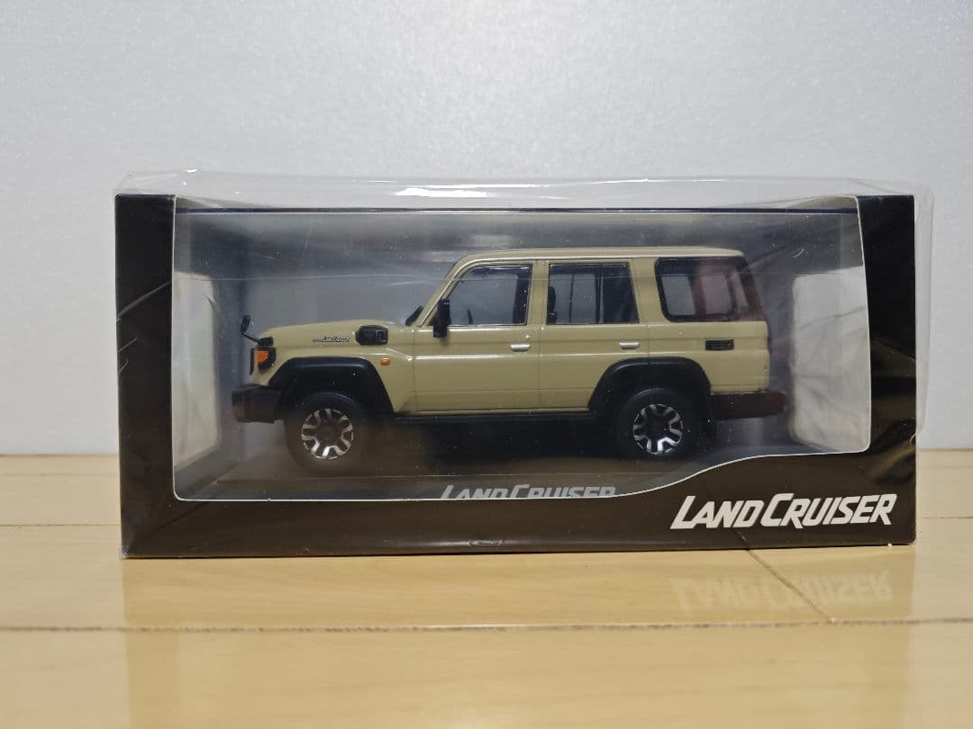 【値下】ランドクルーザー70 ミニカー 非売品 カラーサンプル ４Ｅ９ベージュ 2026年最新】ランクル70 カラーサンプルの人気アイテム - メルカリ