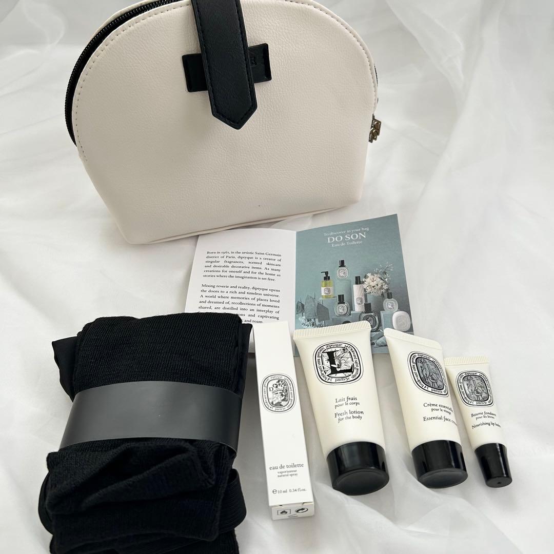 カタール航空 ビジネスクラス アメニティバック - メルカリ