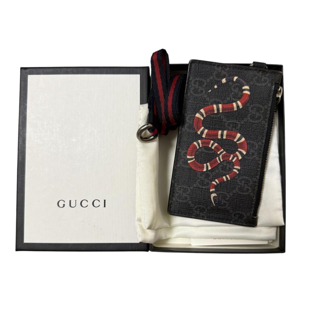 GUCCI ケース
