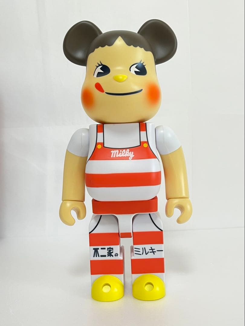 BE@RBRICK ペコちゃん ミルキー三角帽子 400％サイズのみ - メルカリ