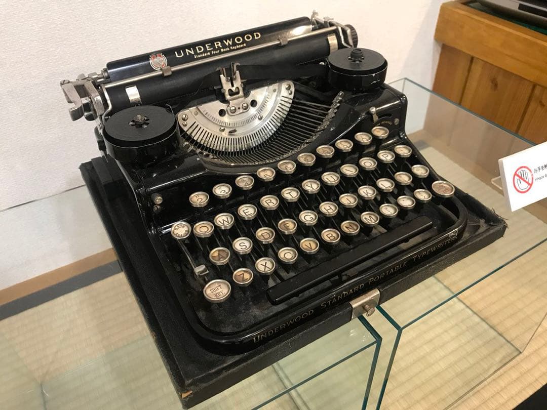 アンティークタイプライター Underwood ヴァイオレット エヴァー