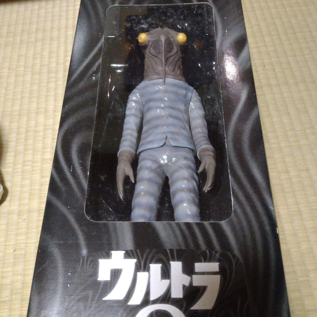 セミ人間 ソフビ フィギュア - メルカリ